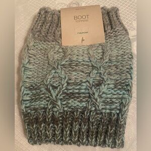 Maurices Gray and Aqua Boot Toppers